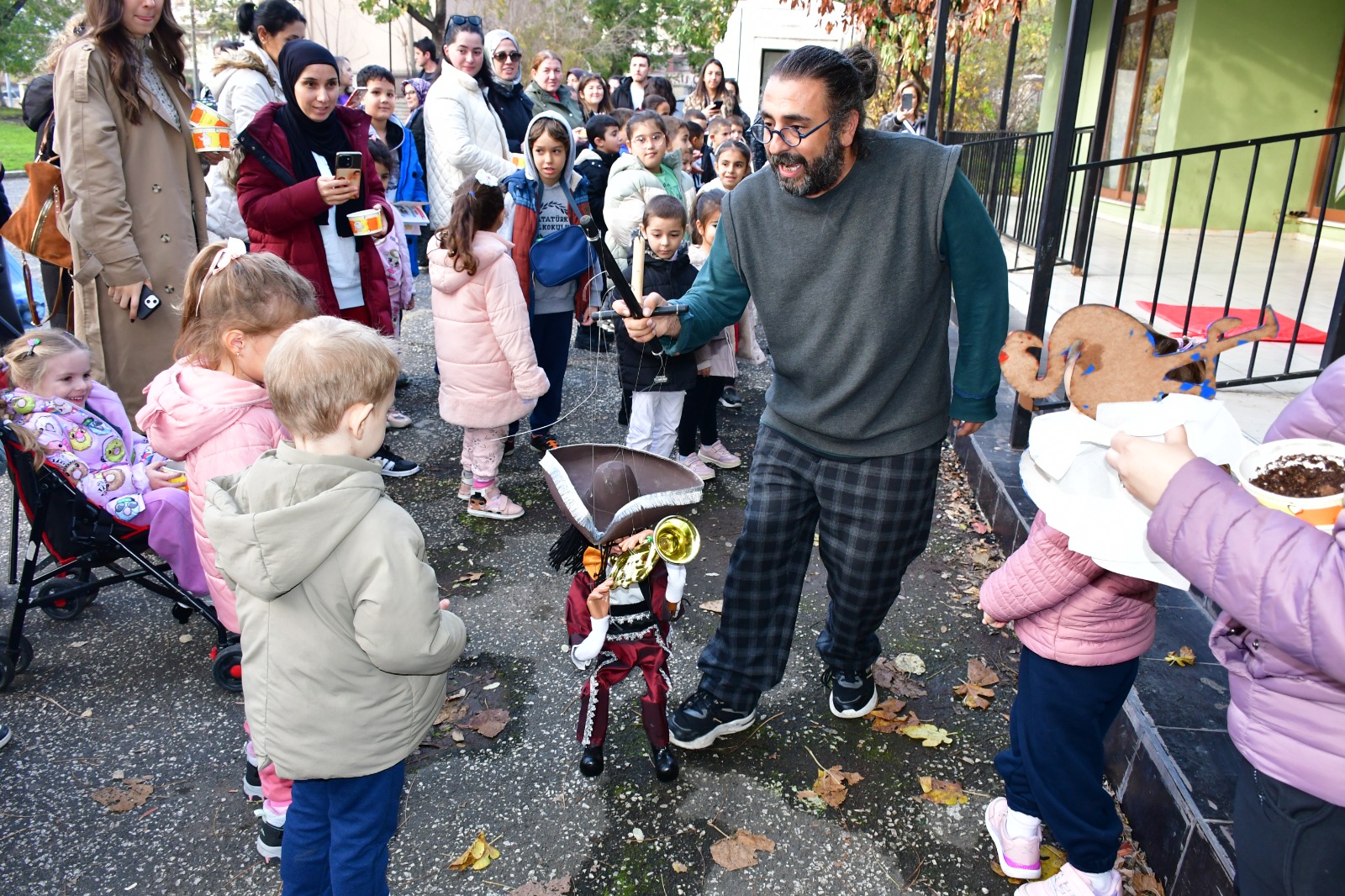 56646A7D F157 42E9 B3C9 A2Aff8316A86