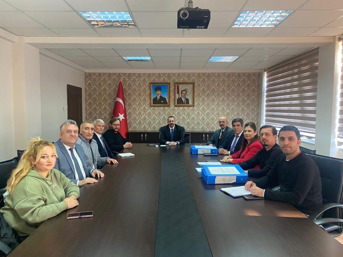 583291935 18081034301141432 8878449887638359197 N