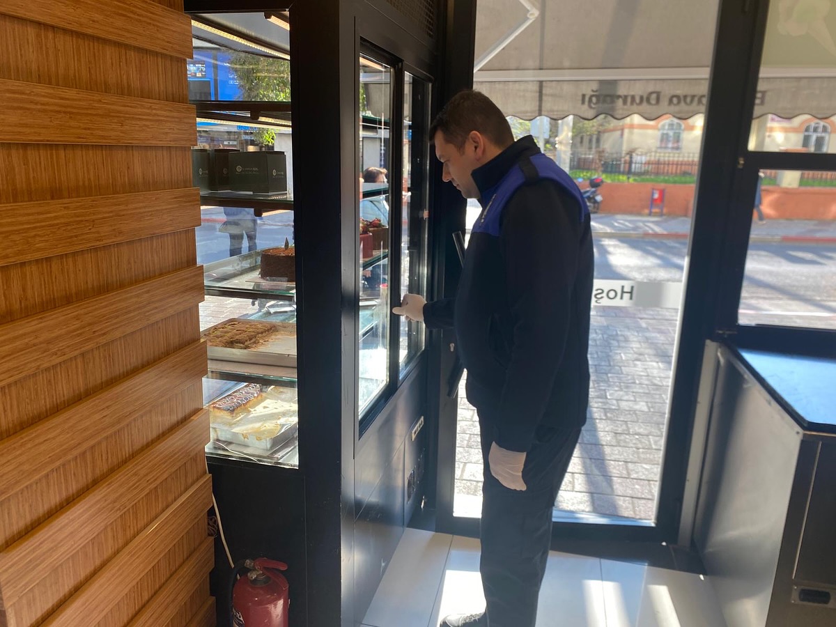 586676662 17921814696204654 9099847969054554472 N