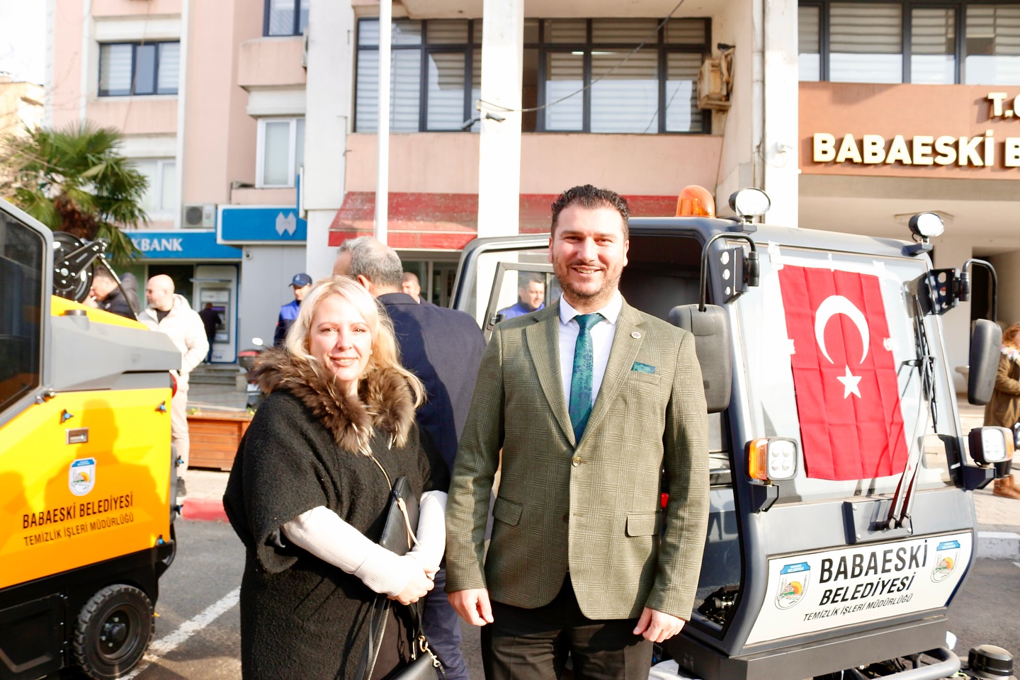 587293422 17936138295109197 6347465036039336464 N