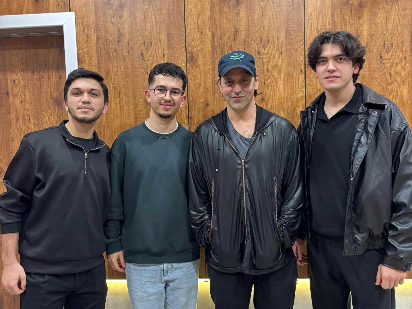 587469386 17876763927443798 5357466830195613819 N