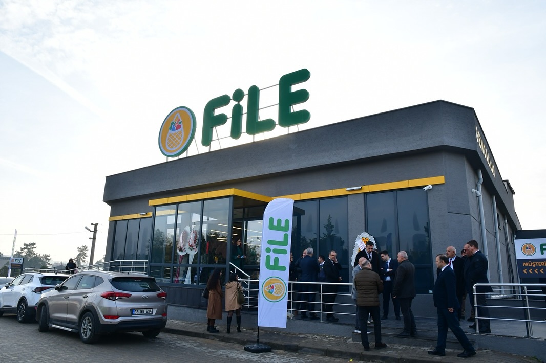 589644682 17936228172109197 5665661651314867138 N