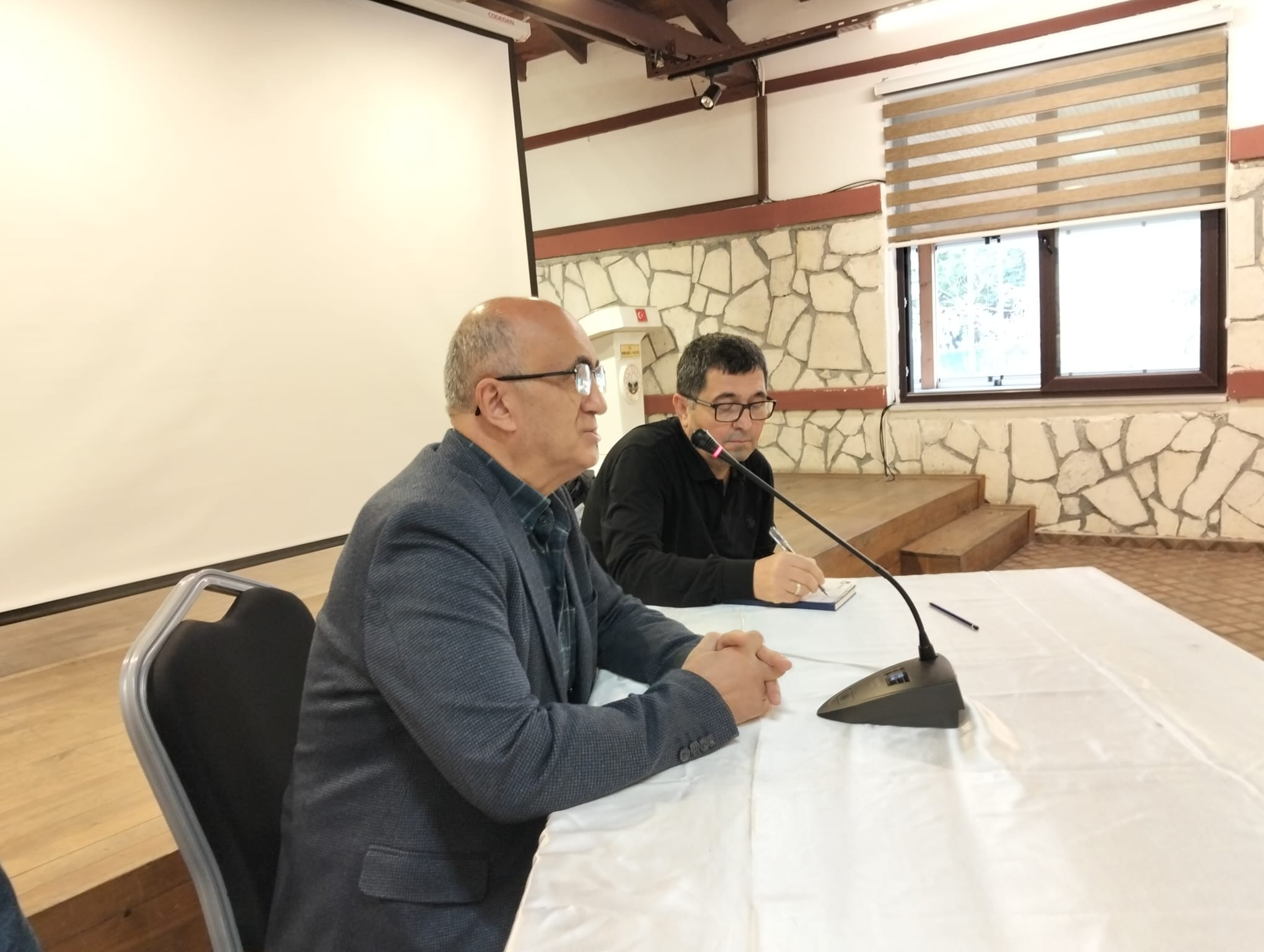 589962725 827505080273230 6405511470837002374 N