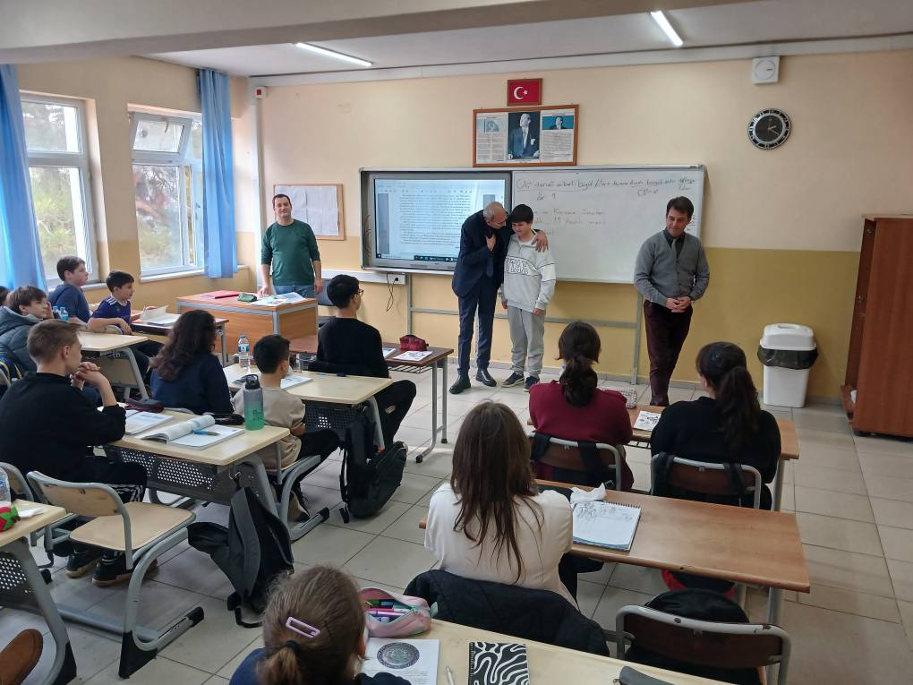 589962763 1445493017576162 7211784889671208256 N