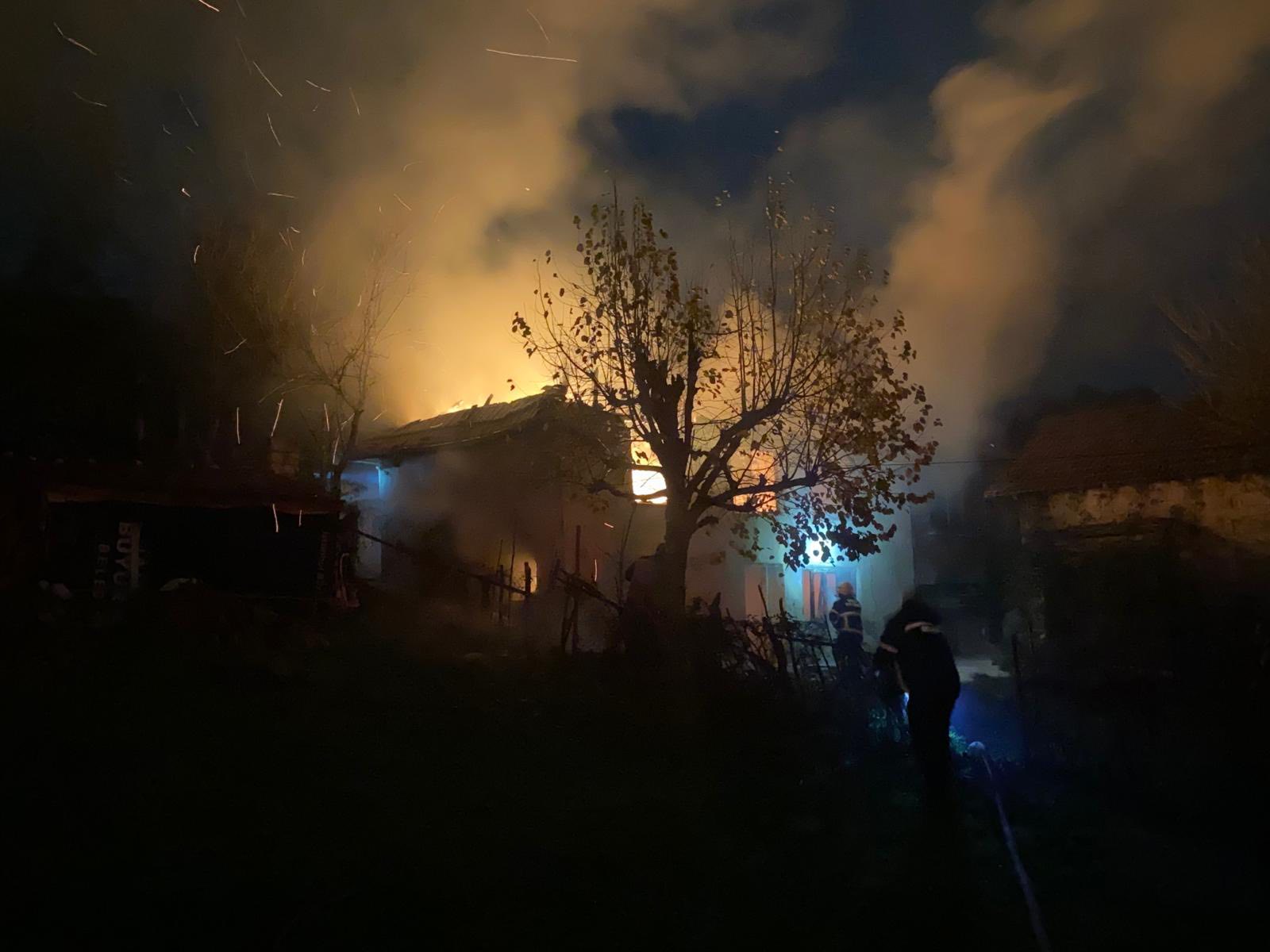 597477198 122228229986274107 1764420314845959416 N