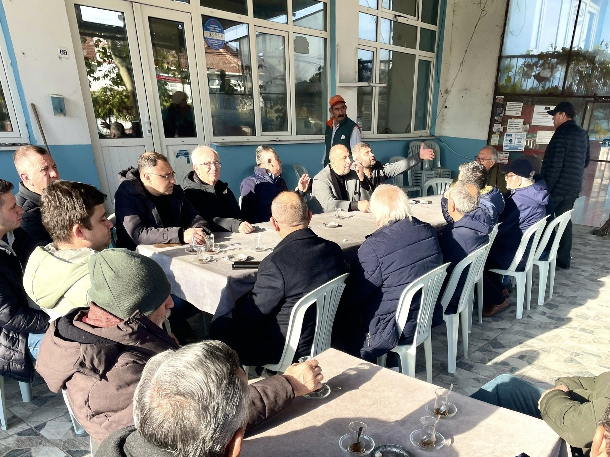 597933349 2189720641433648 742694243298858399 N