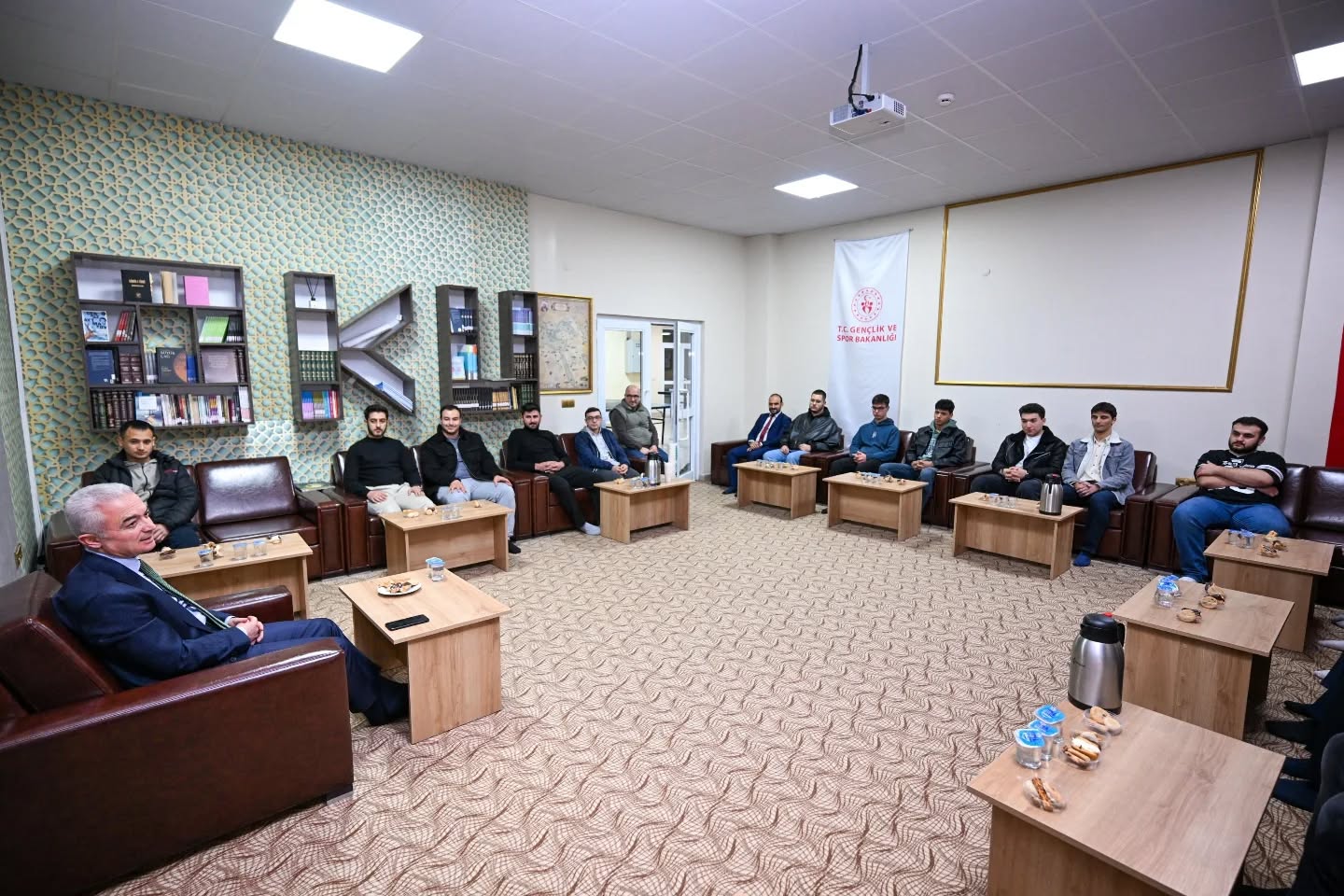 602885866 18183846271357661 963113492570599215 N