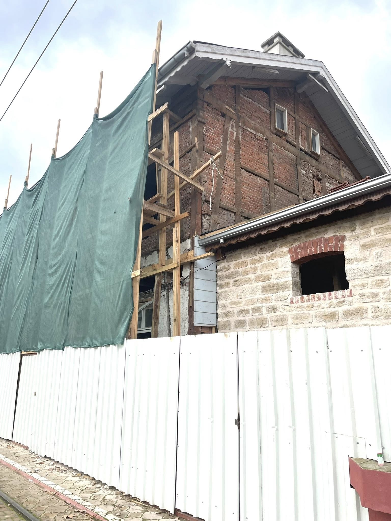 602933985 2192195181186194 445644358846452100 N