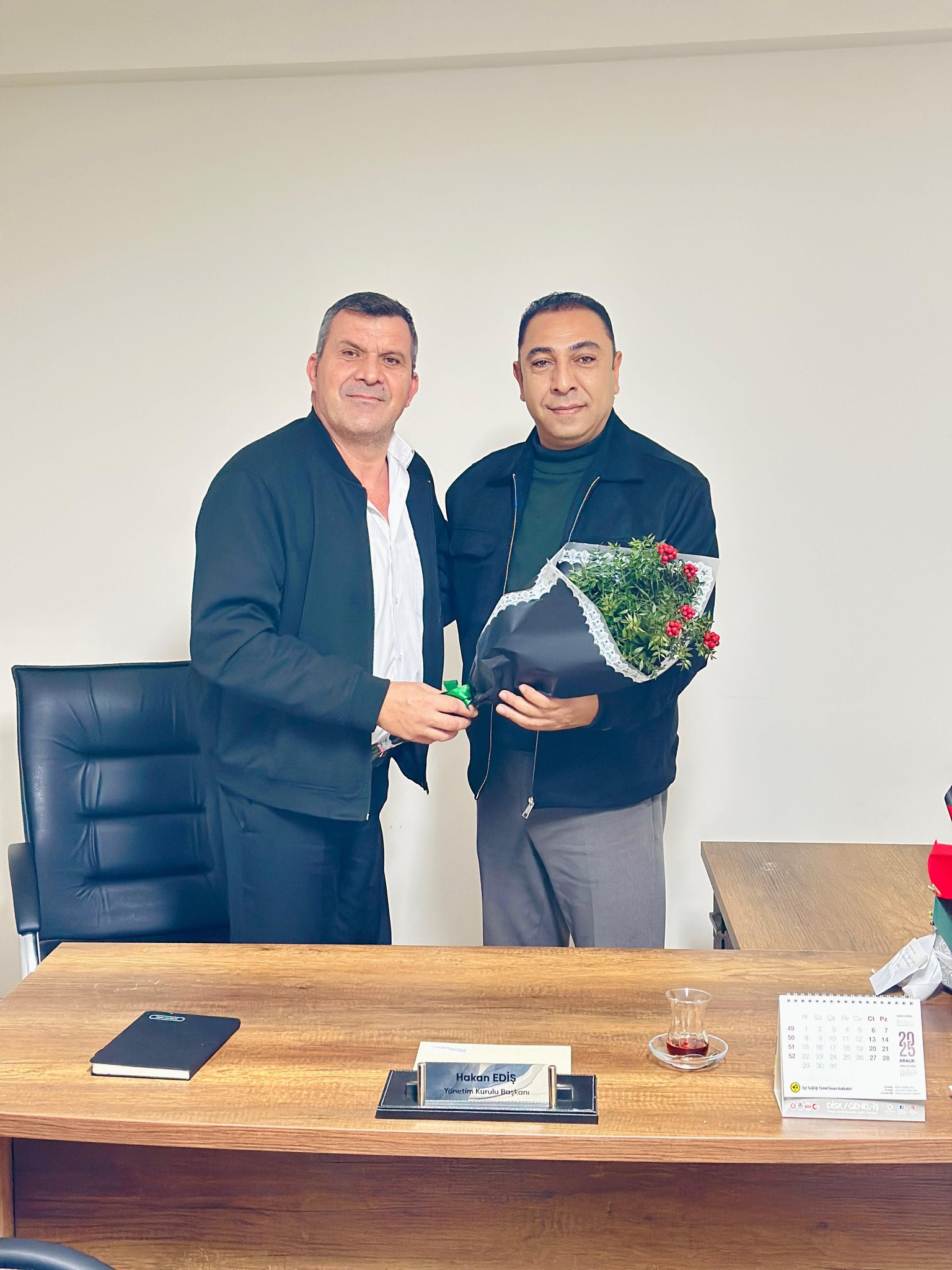 603891301 4314007708875647 5486335255220567673 N