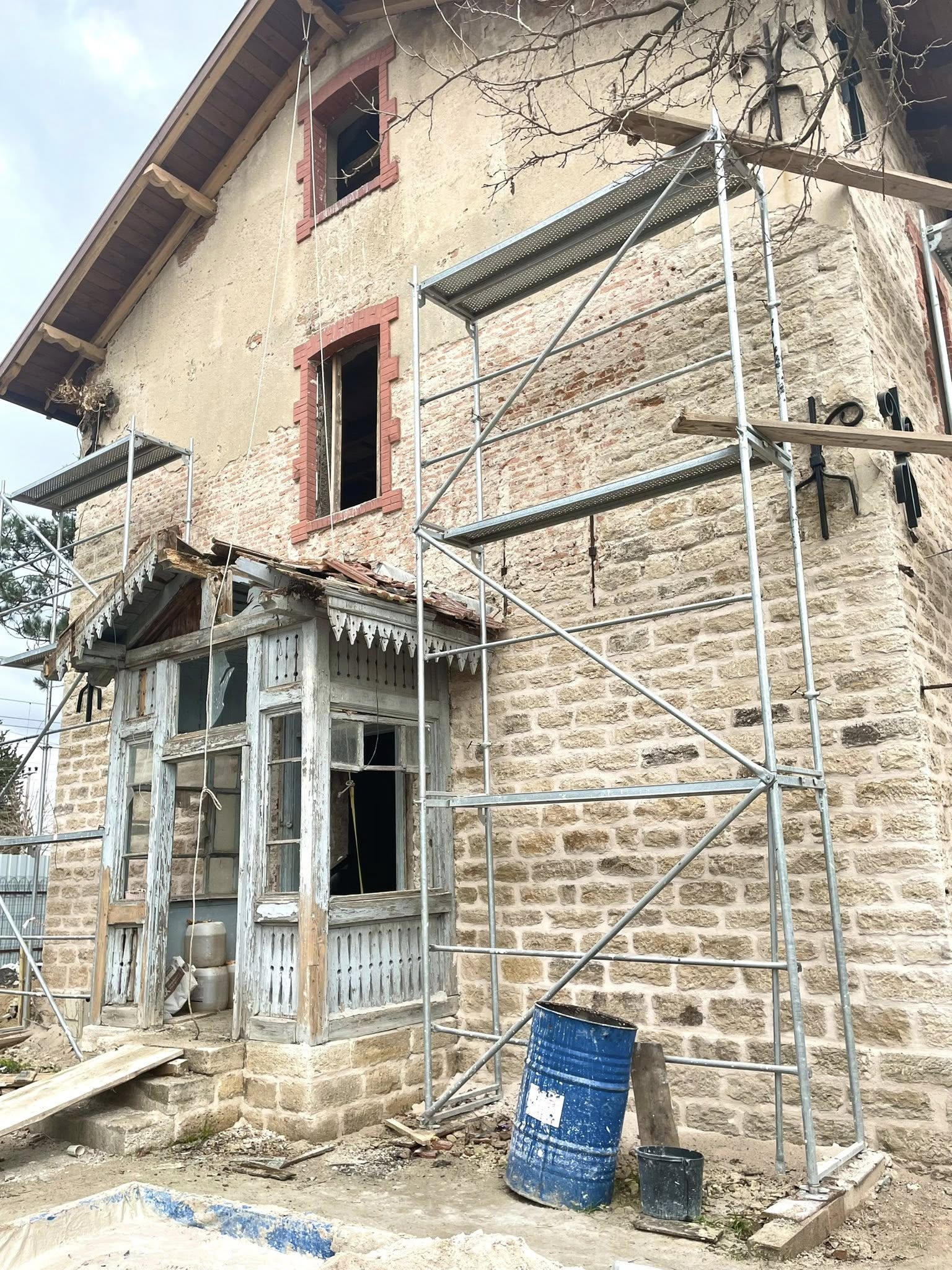 605109698 2192195327852846 3503835094535397049 N