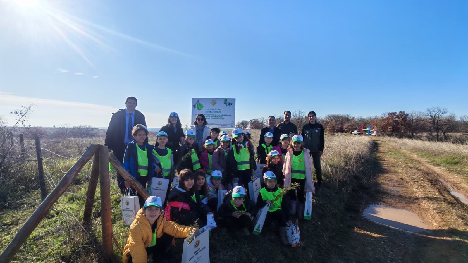 605195582 851431967499380 3326782710941642468 N