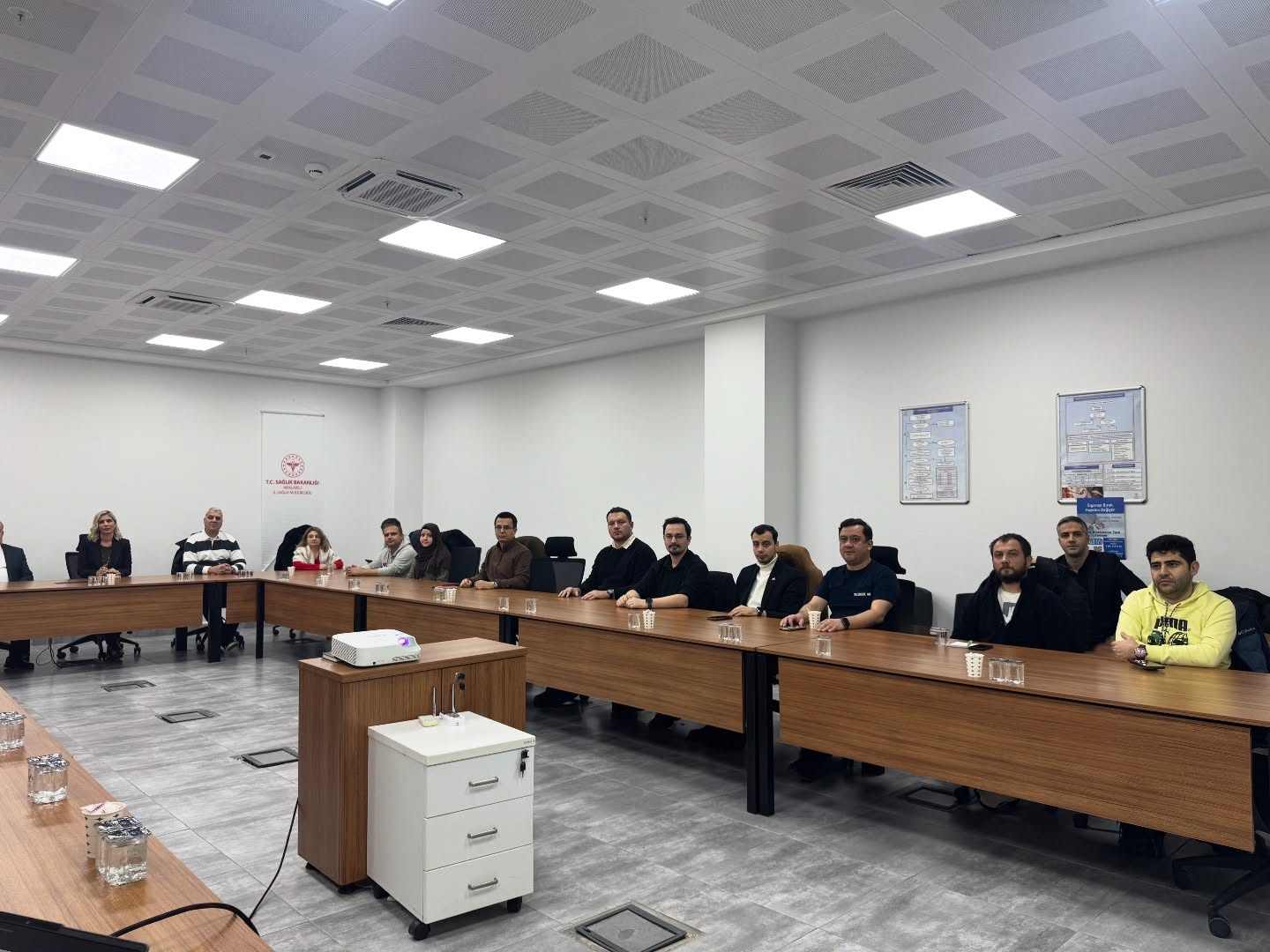 605748279 18319378231218733 8859251140962237605 N