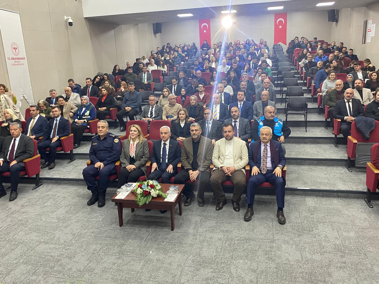 605958439 17858646033572212 277458638013121704 N