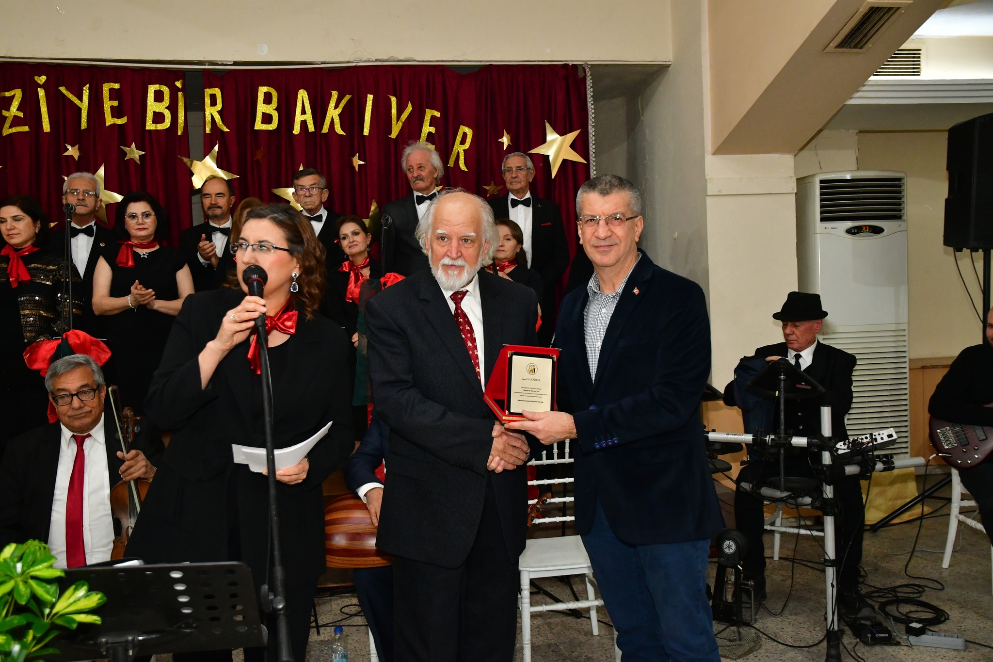 607712569 1434034645392830 7826798318251489340 N