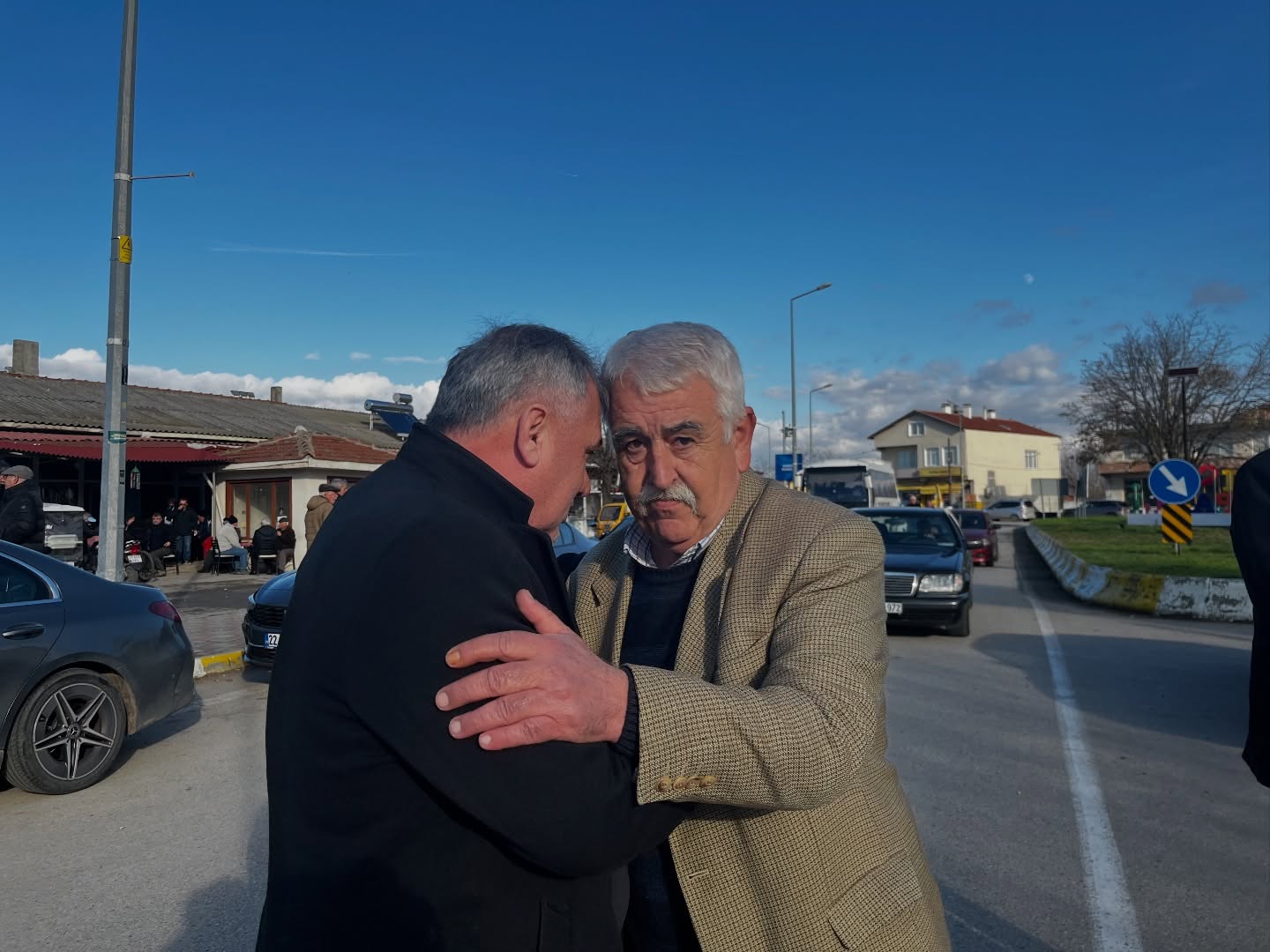 608375325 18051361775680524 989994019364200841 N