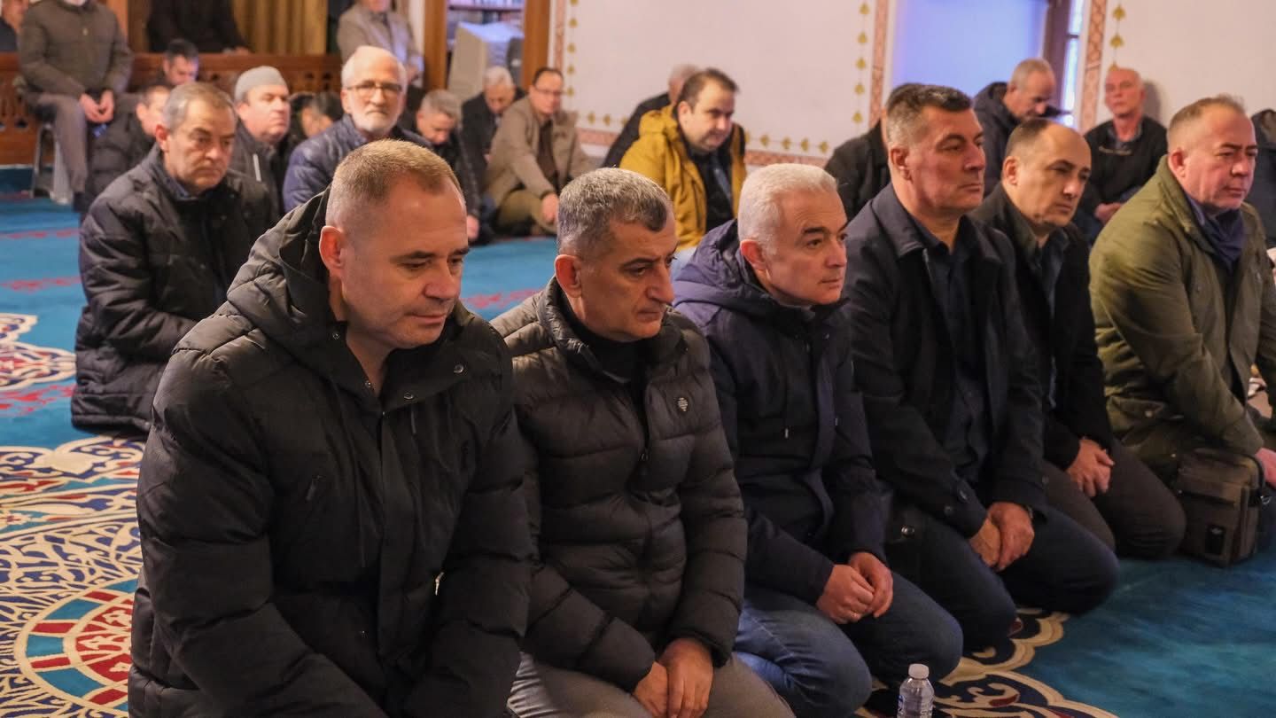 F61F1854 B1Fa 4343 Be98 791A18E0Ed54