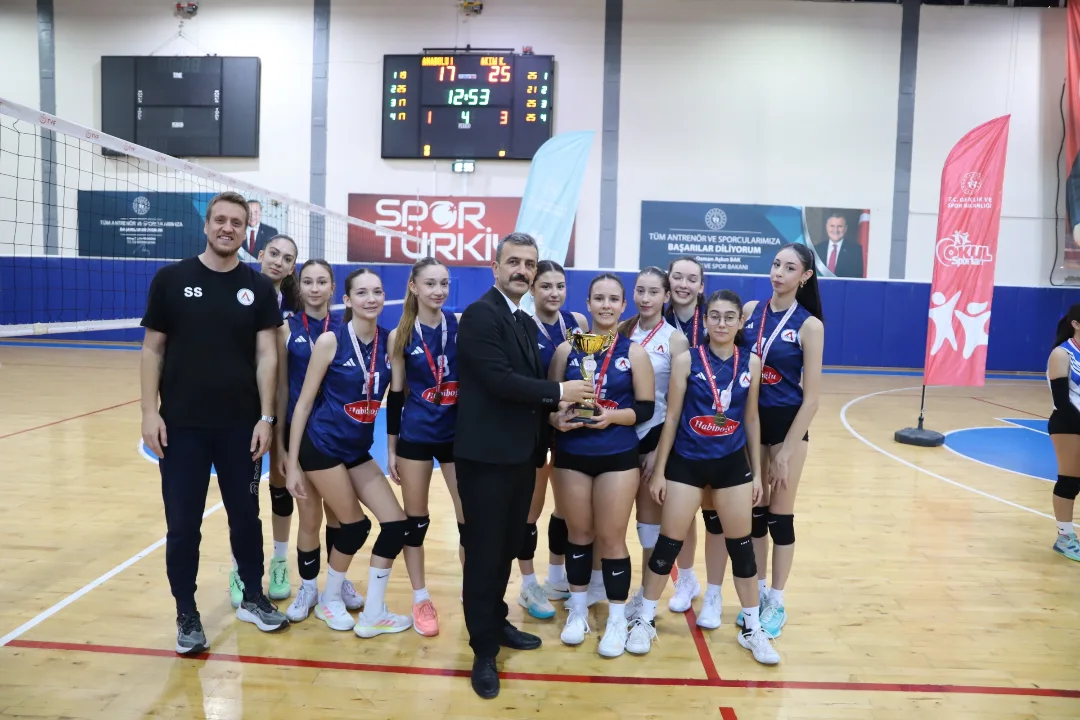 📣 Gsb Okul Sporları Voleybol Genç Kızlar İl Finali Tamamlandı!Kırklareli Anadolu Lisesi Ile Lü (2)