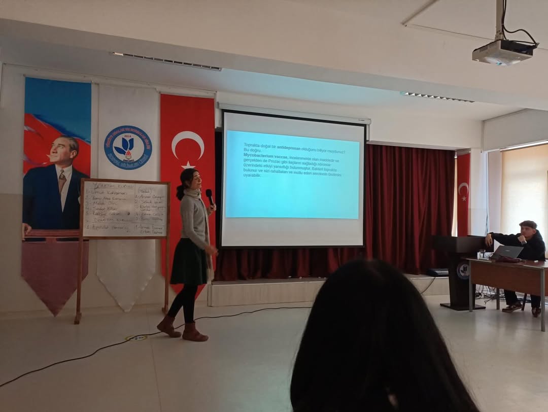 Kırklareli Tobb Sosyal Bilimler Lisesi’nde Sosyal Girişimcilik Söyleşisikırklareli Tobb Sosyal B (4)