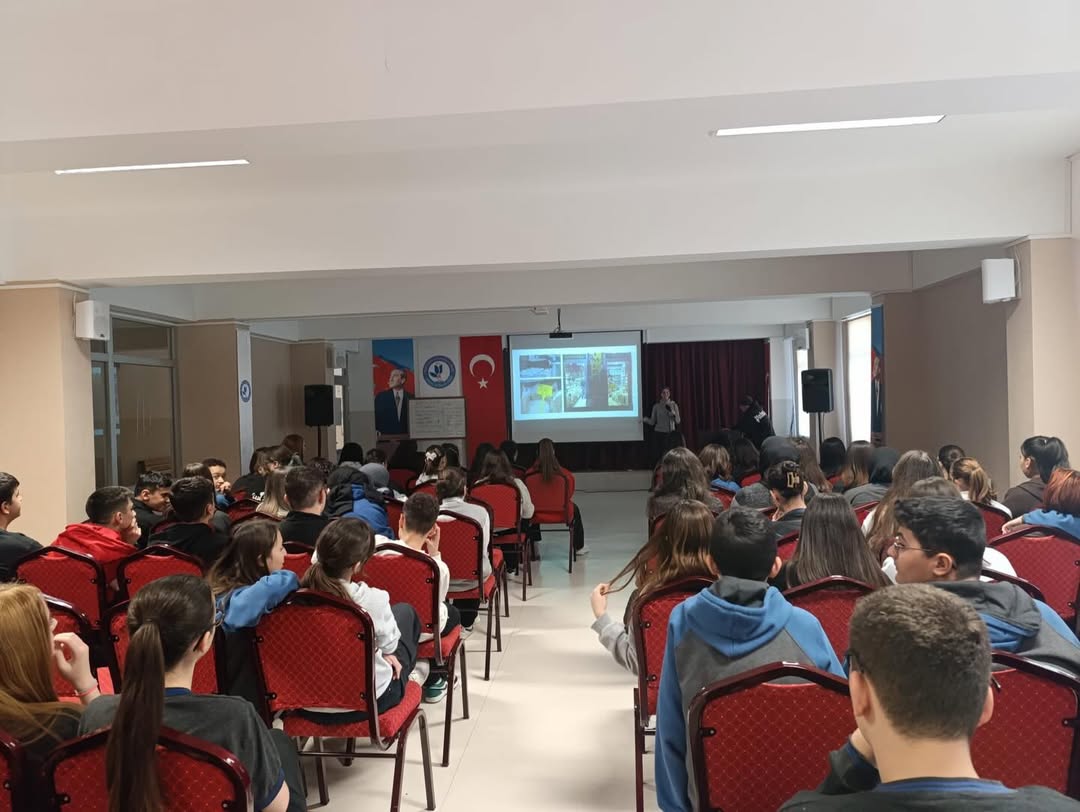 Kırklareli Tobb Sosyal Bilimler Lisesi’nde Sosyal Girişimcilik Söyleşisikırklareli Tobb Sosyal B