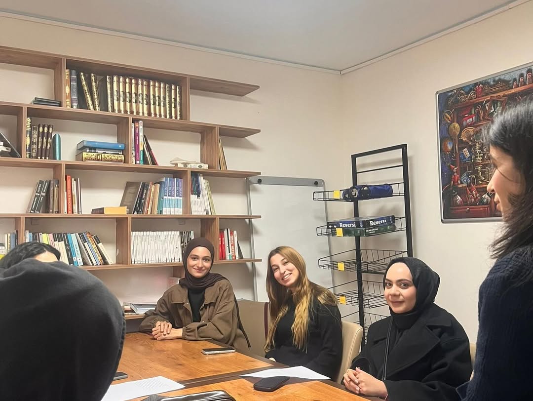 📍Lüleburgaz Kız Yurdu Öğrencilerimiz, Kurum Psikoloğumuz Özge Yinaç Eşliğinde Düzenlenen Dijita (1)