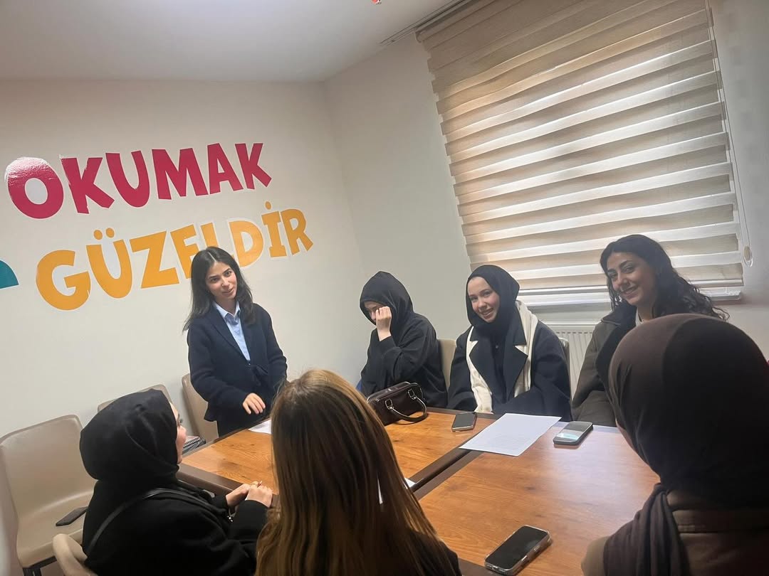 📍Lüleburgaz Kız Yurdu Öğrencilerimiz, Kurum Psikoloğumuz Özge Yinaç Eşliğinde Düzenlenen Dijita (3)