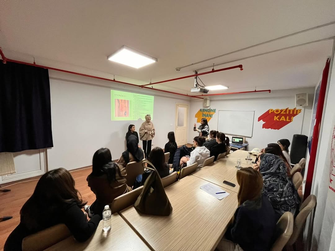 📍 Lüleburgaz Kız Yurdu🌟Gençlerimizin Bağımlılıklarla Mücadelede Farkındalık Kazanmasına Katkı (1)