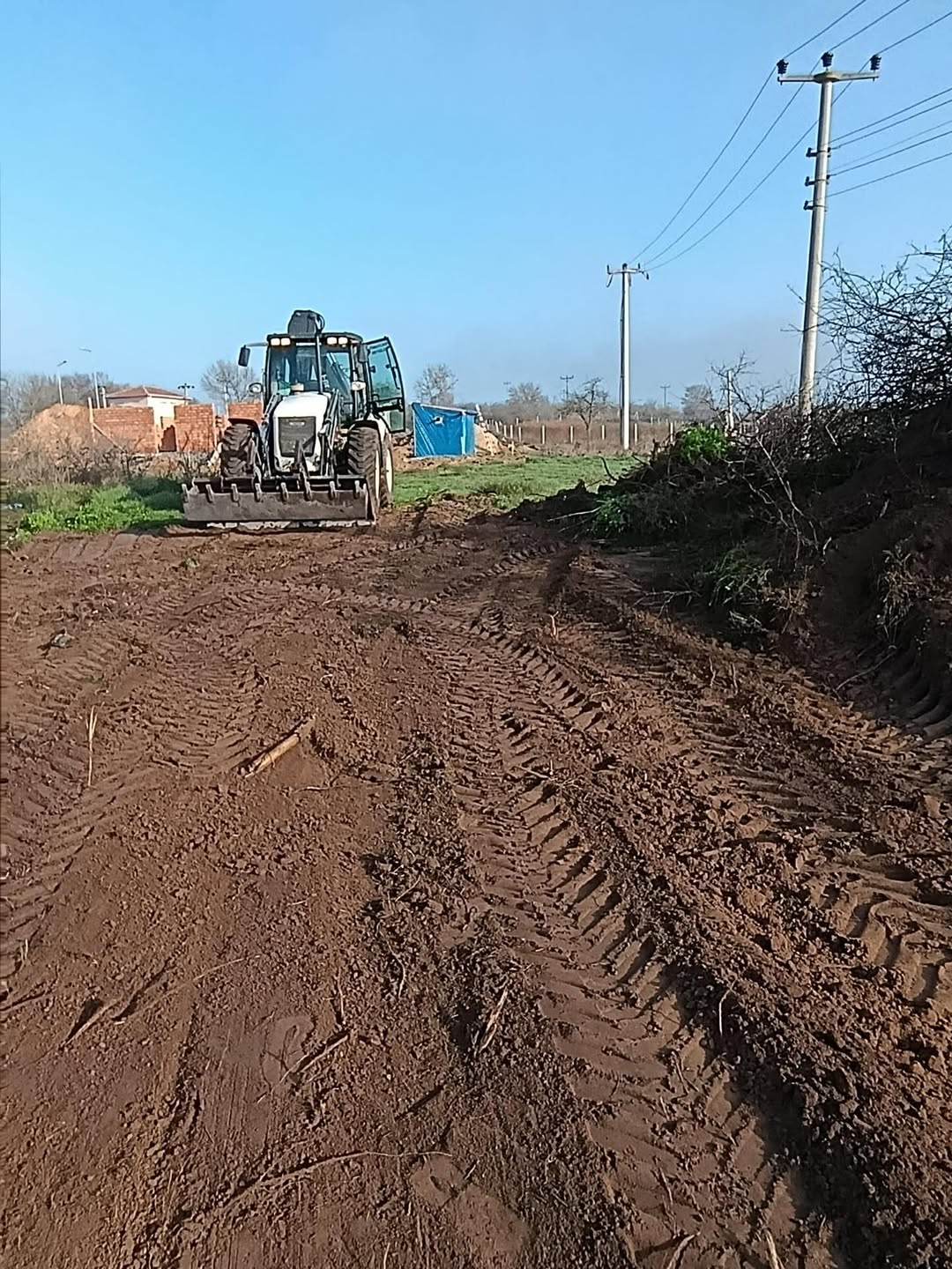 Pehlivanköy Belediyesi Olarak Ilçemizde Yürüttüğümüz Saha Çalışmaları Aralıksız Devam Etmektedir (5)