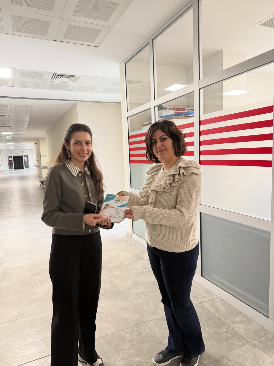 1–31 Ocak Serviks (Rahim Ağzı) Kanseri Farkındalık Ayı Kapsamında; Hastanemizde Yatan Hasta Yakı (3)