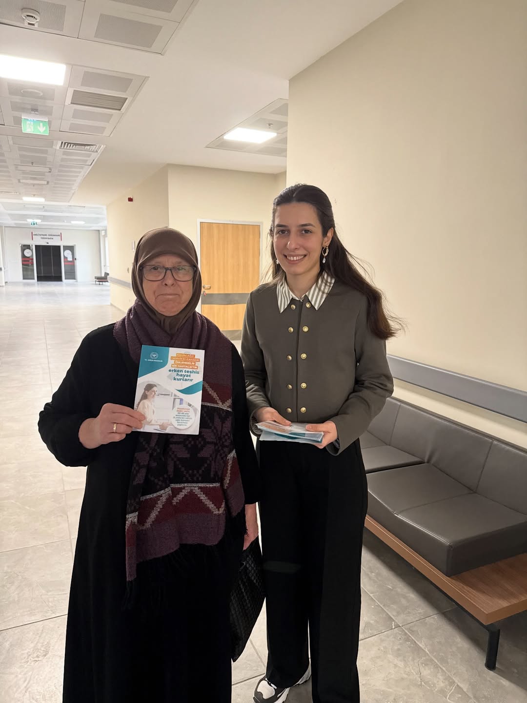 1–31 Ocak Serviks (Rahim Ağzı) Kanseri Farkındalık Ayı Kapsamında; Hastanemizde Yatan Hasta Yakı (5)