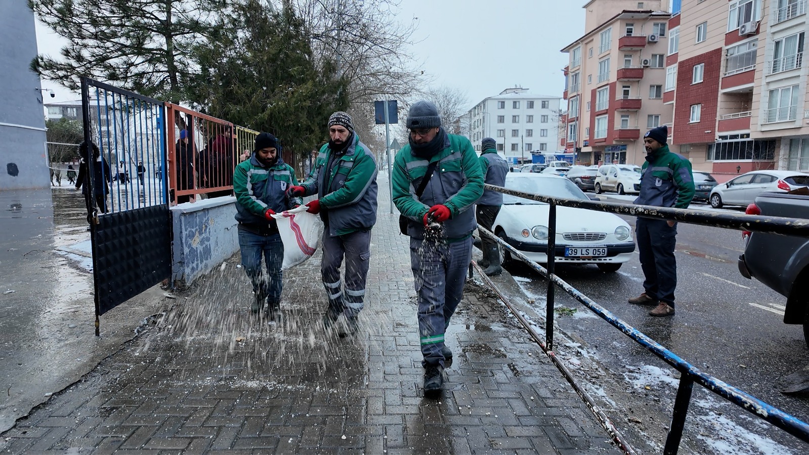 1A254462 3928 41Da 8337 99D45C170132