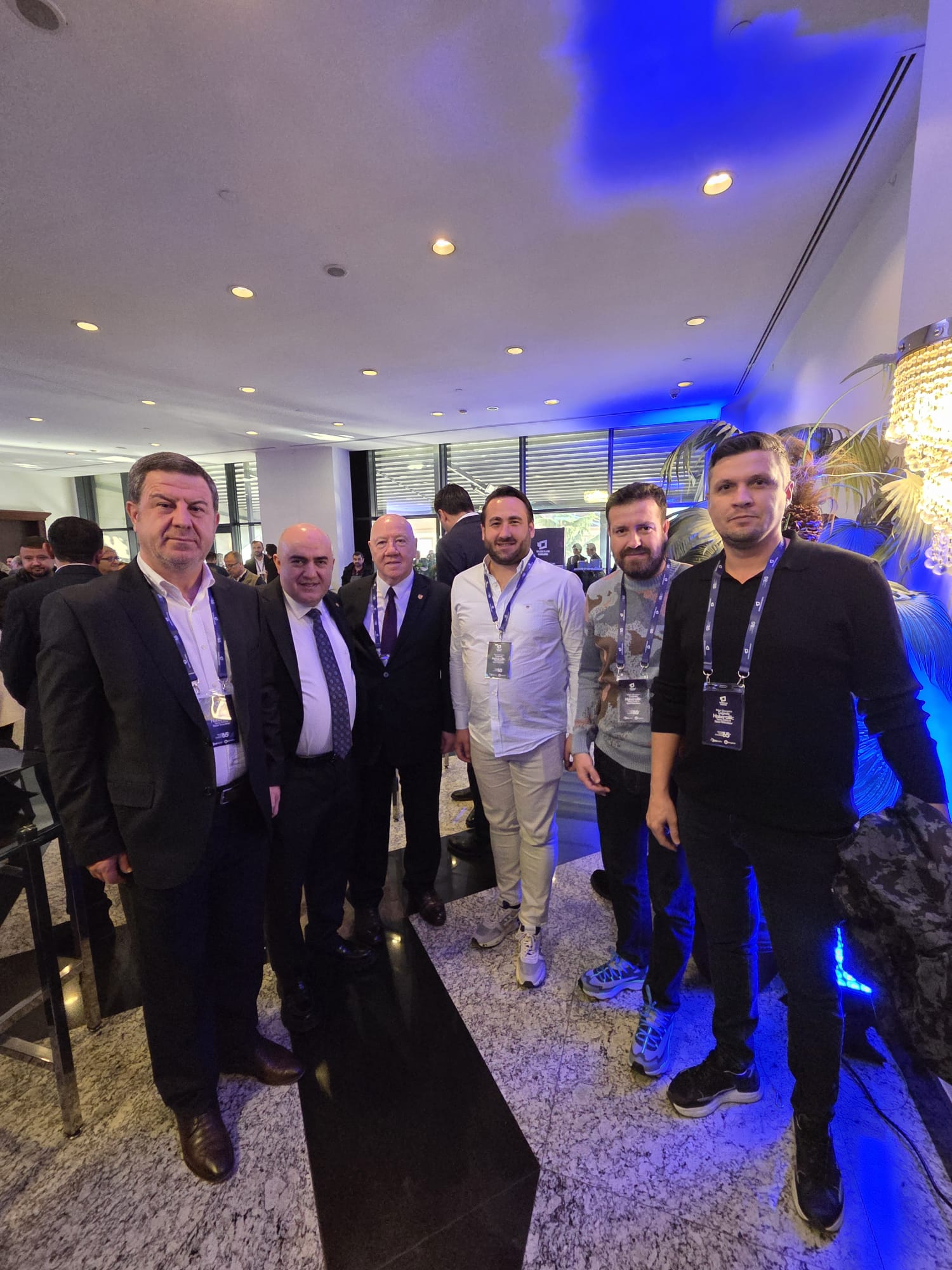 4Ed7084C 1E36 420D B509 Ac8Eff9A5118