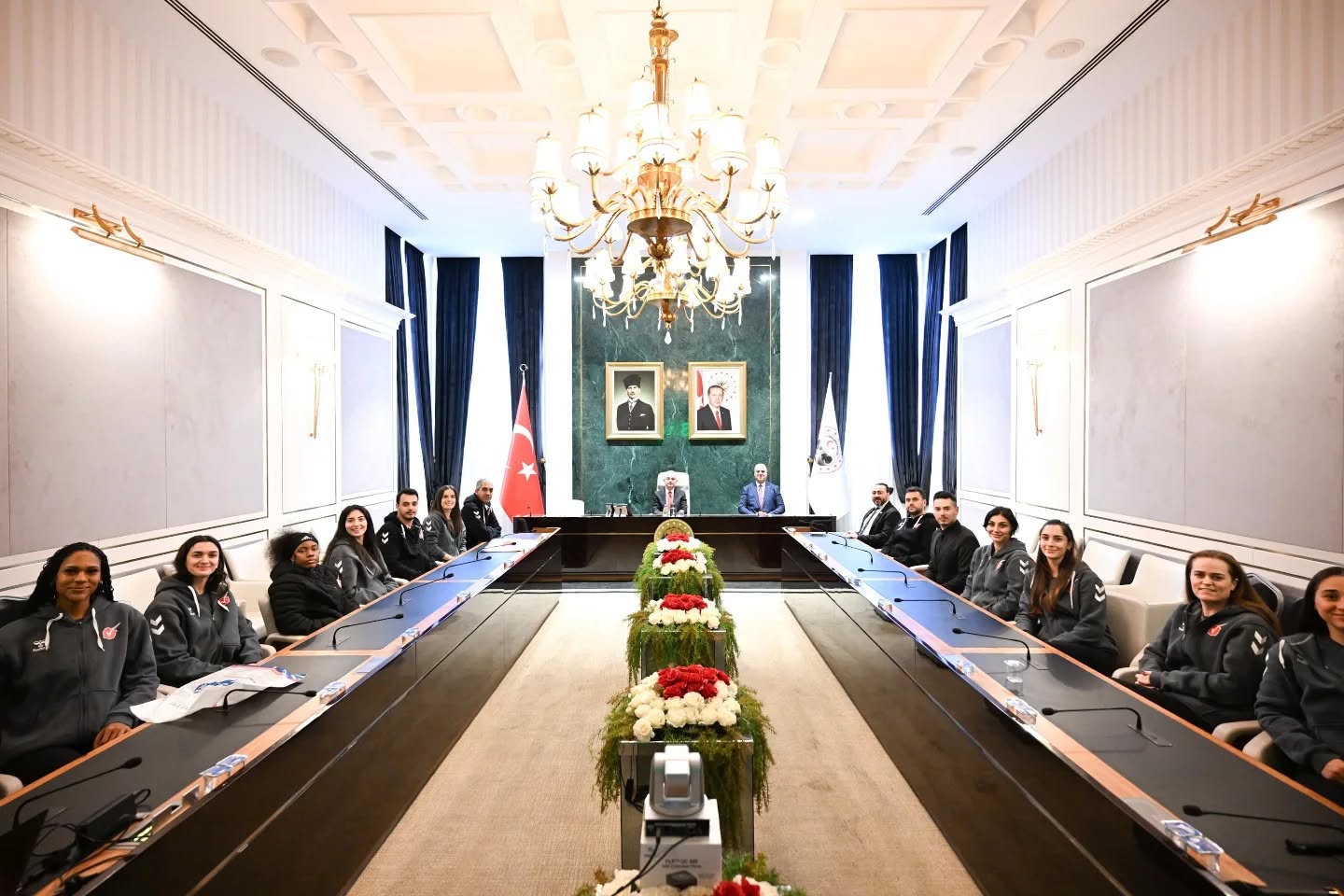 609176487 18185395825357661 1918748177834673093 N