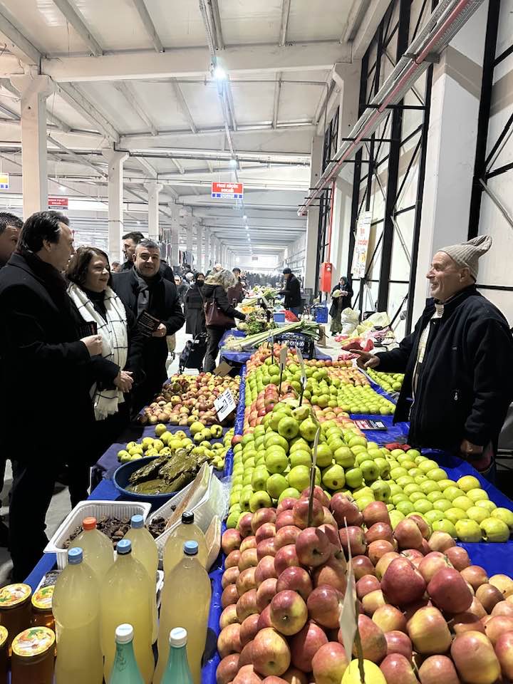 615561253 4342232666055187 2571043976518794979 N