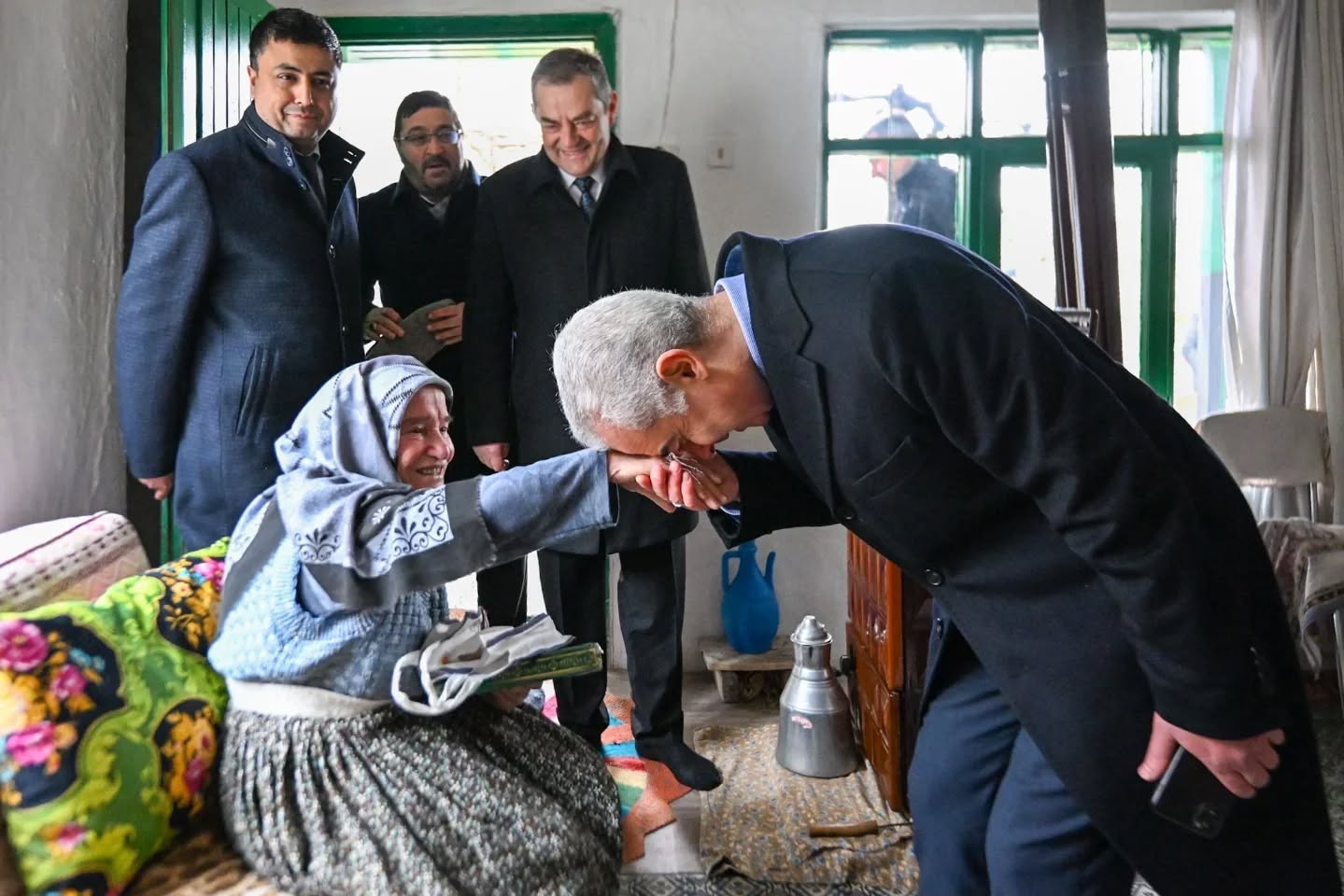 621796912 18187389091357661 532247326664393839 N