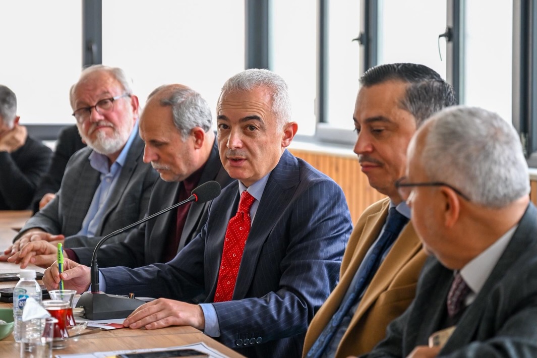 626534707 18188257885357661 6617440669029356243 N