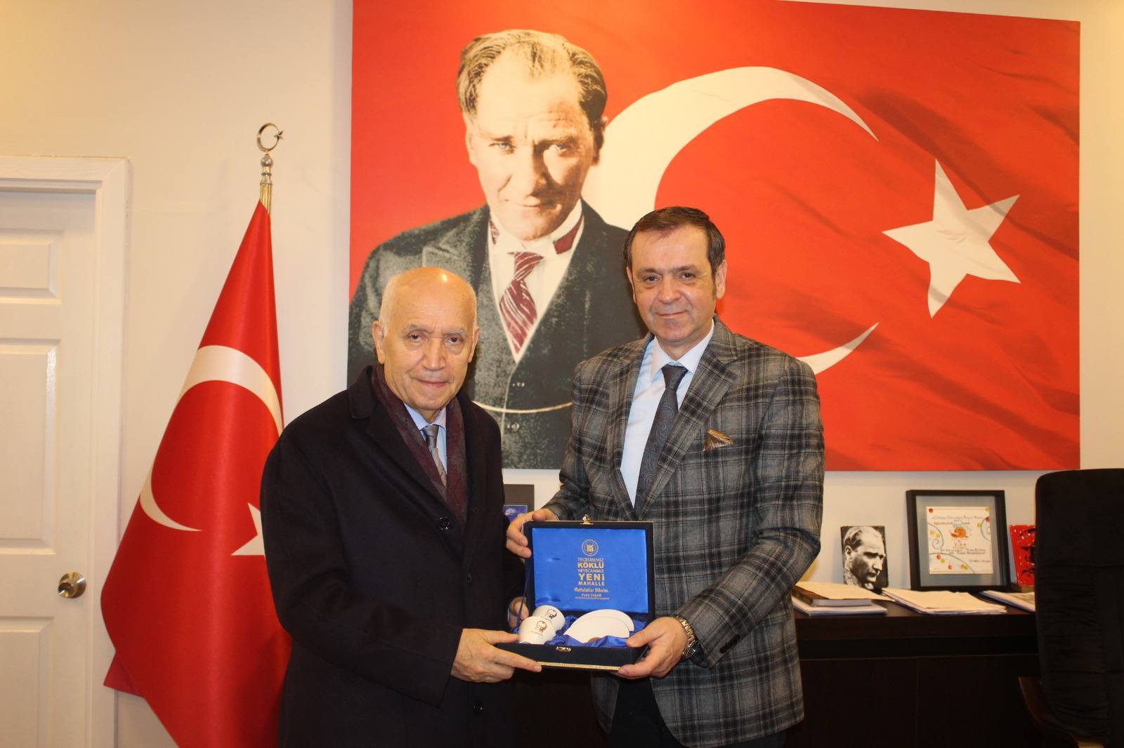 7A6F913C A40B 43Cc 8830 D4B47675F6A2