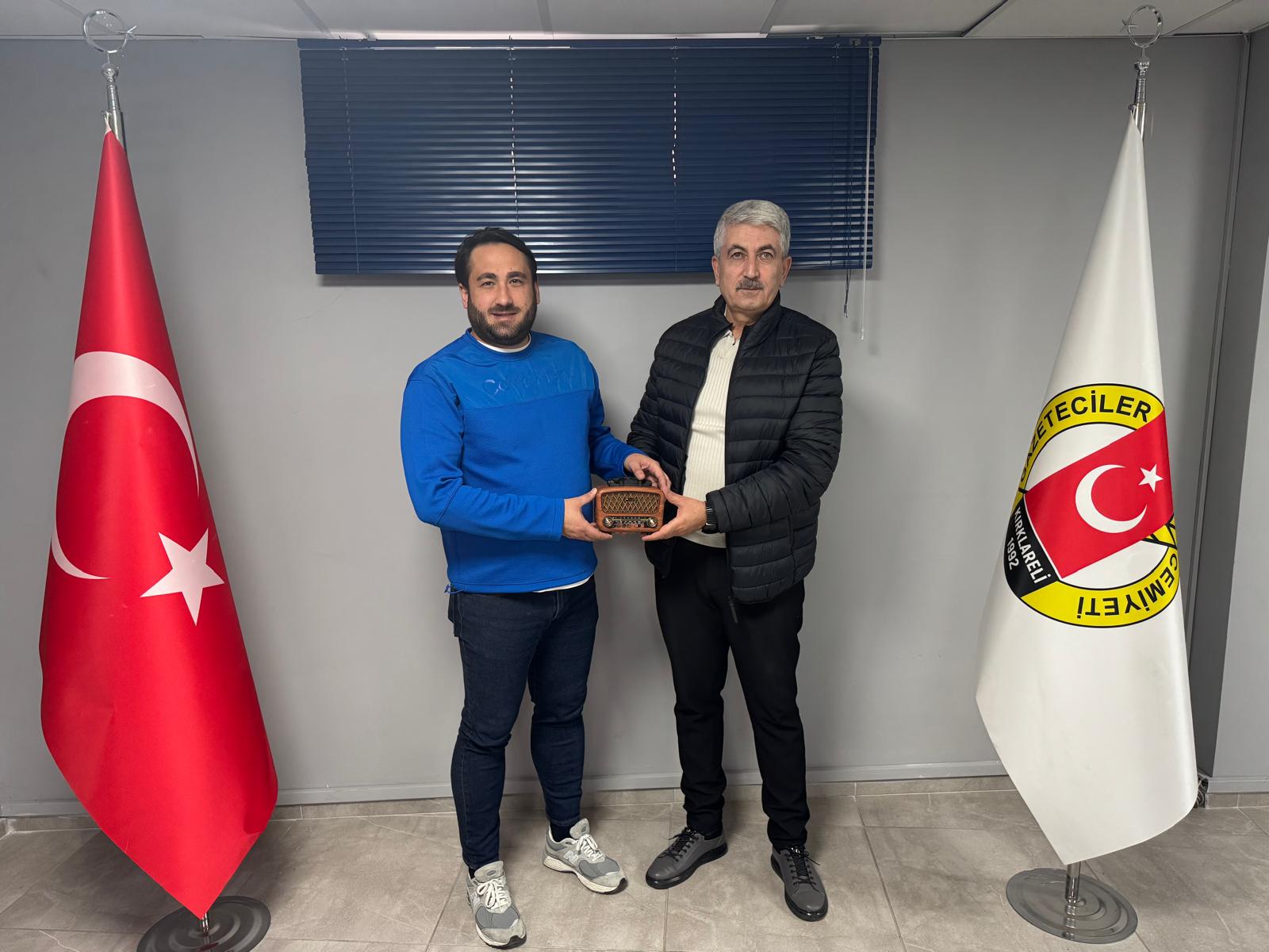 7Dff2553 Eee5 49Fb B62B Ad61867C4C75