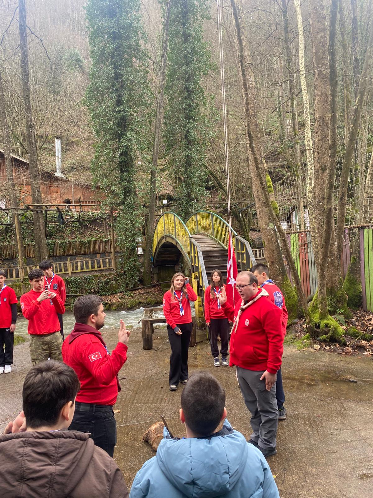 B19B4051 B048 4327 8D8A 34E7F3159716