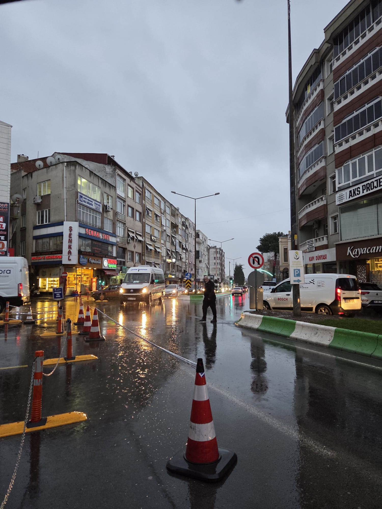 B2B501Cc F7C9 4C75 Beaf 3B514214Eb0E