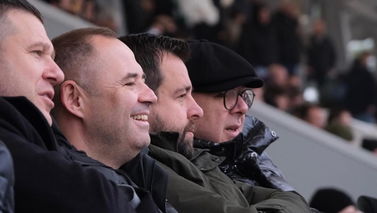 B6271857 1317 4801 Bb4A 9365286E47A6