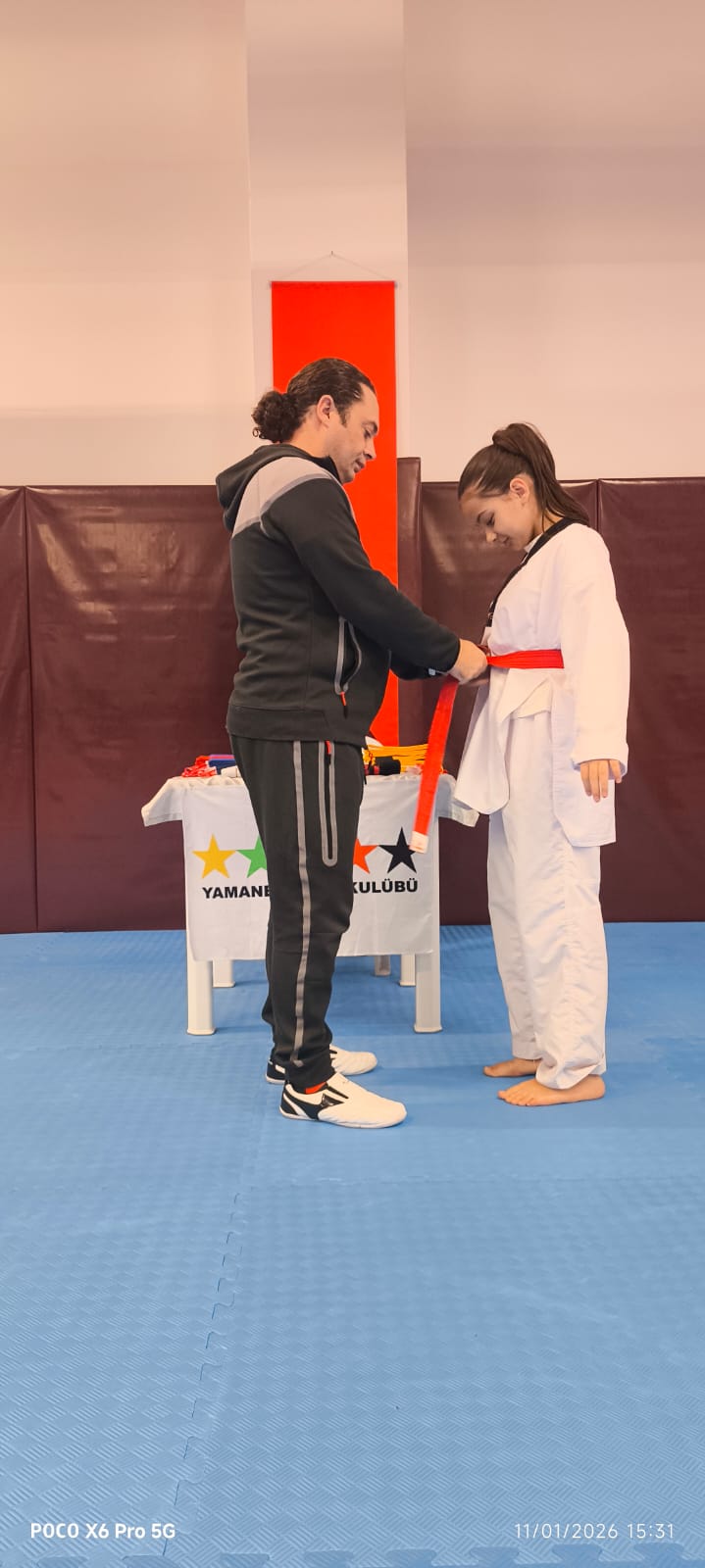 D72C4E3B Fcd4 4Cb7 Adb7 A45274F5486E