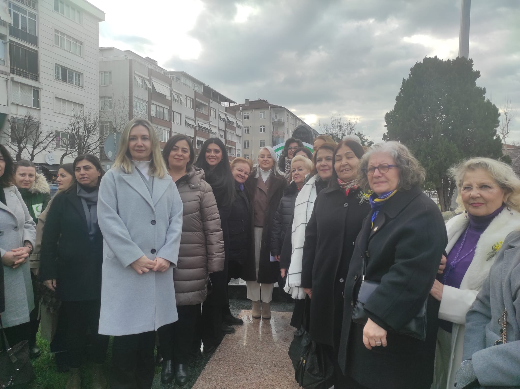 Df7601Af 2080 49D5 Bb5F 37Bb7C7990Dc