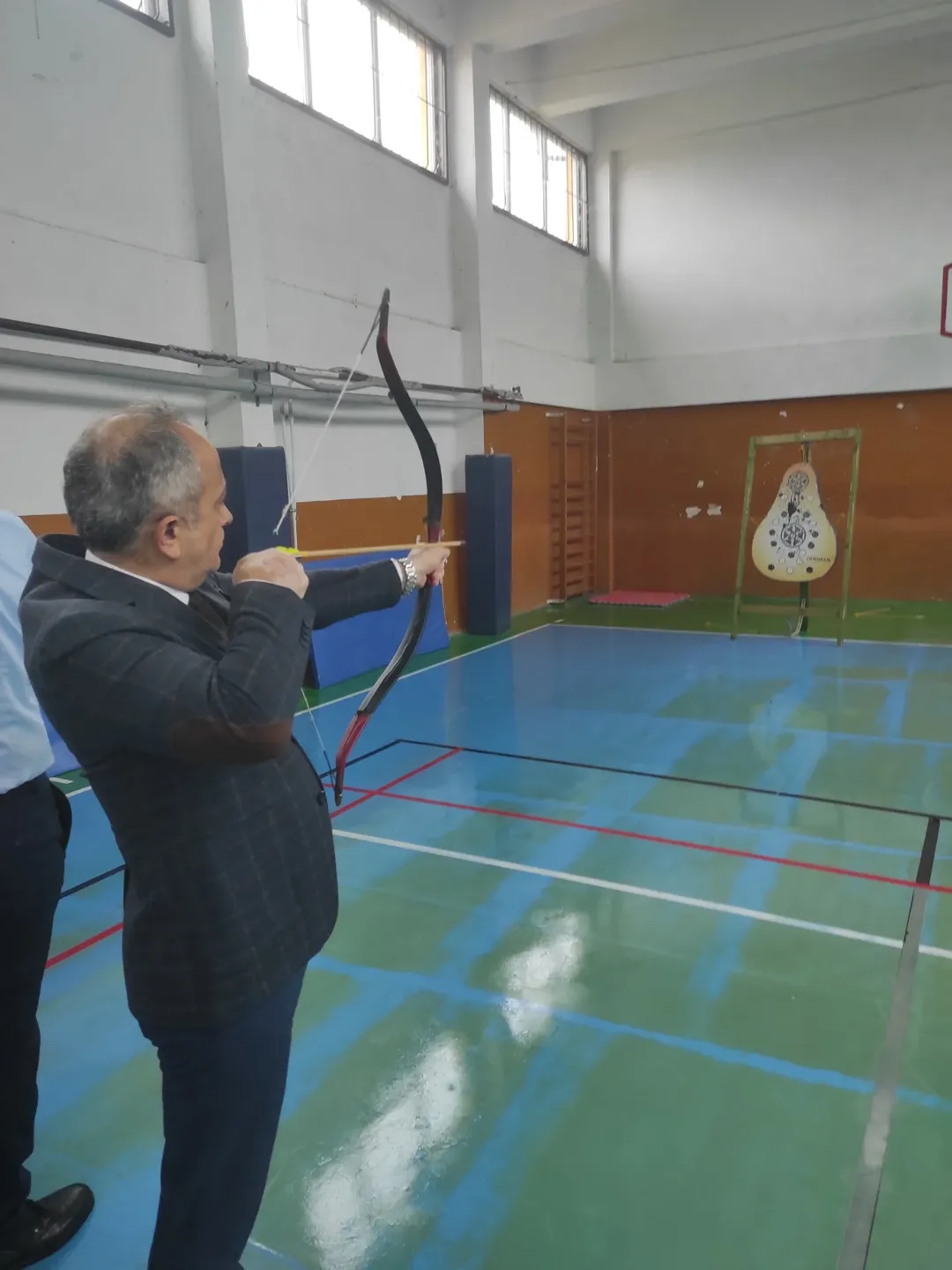 Geleneksel Okçuluk Tanıtım Etkinliği Düzenlendi.müzik Öğretmenimiz Selahattin Duhan Çağlar Gele (7)