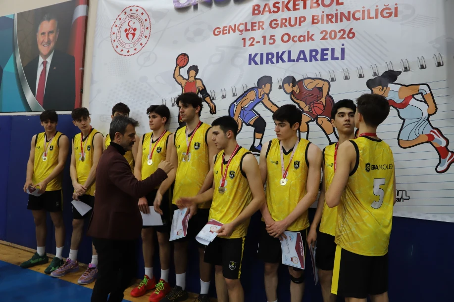 🏀 Gsb Okul Sporları Gençler Kız–Erkek Basketbol Grup Müsabakaları Sona Erdi.gsb Okul Sporları (7)