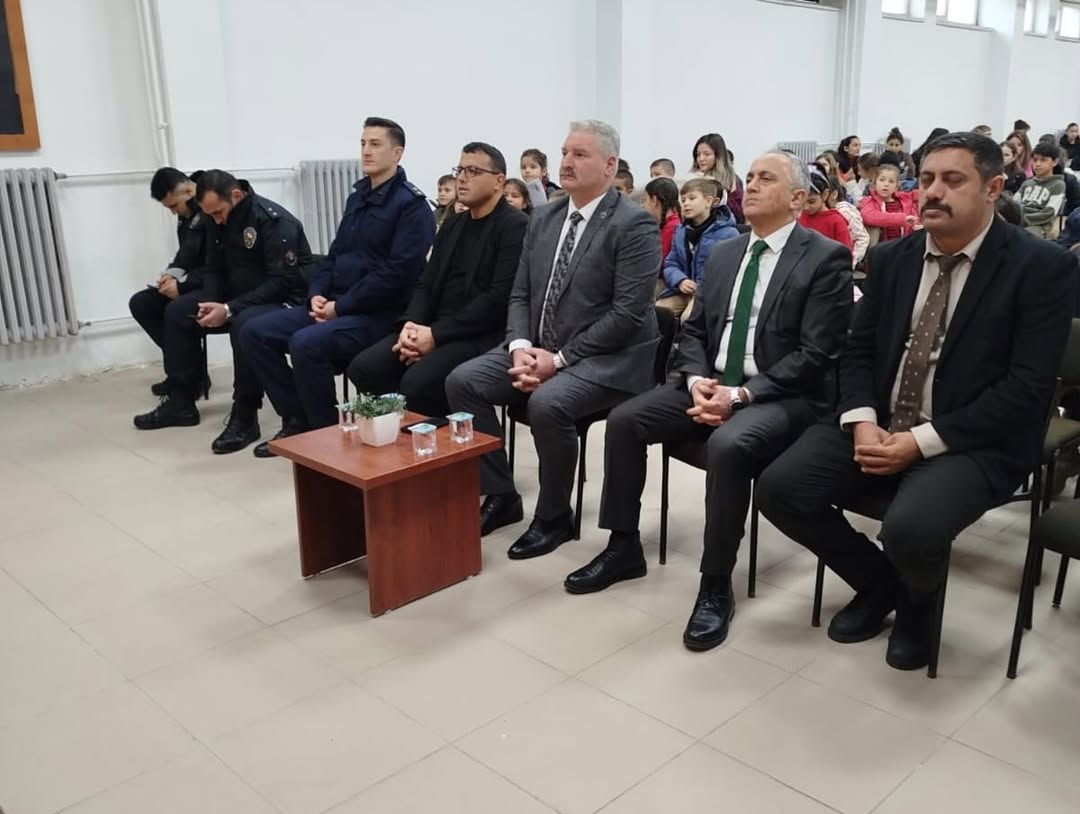 📚 Kütüphanelerin Ve Kitapların Faydaları Başlıklı Söyleşi Programımızı Başarıyla Gerçekleştirdi (5)