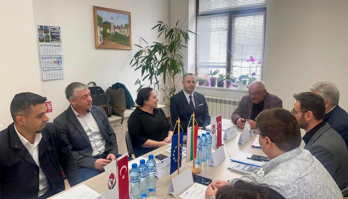 2E05Ac74 A92C 4Cf6 9Dd5 7Bd0Fb50Af3F