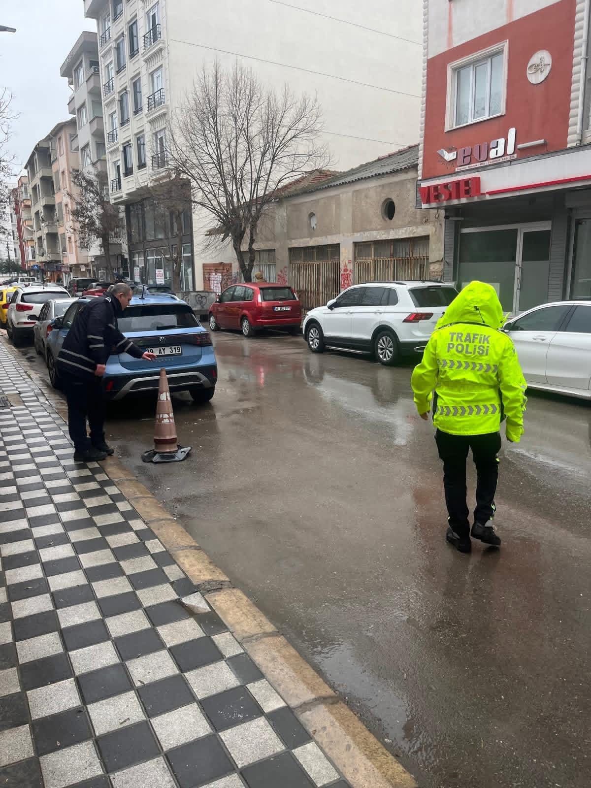 3B7460Df 18Fe 4040 A36B 00583B34154F