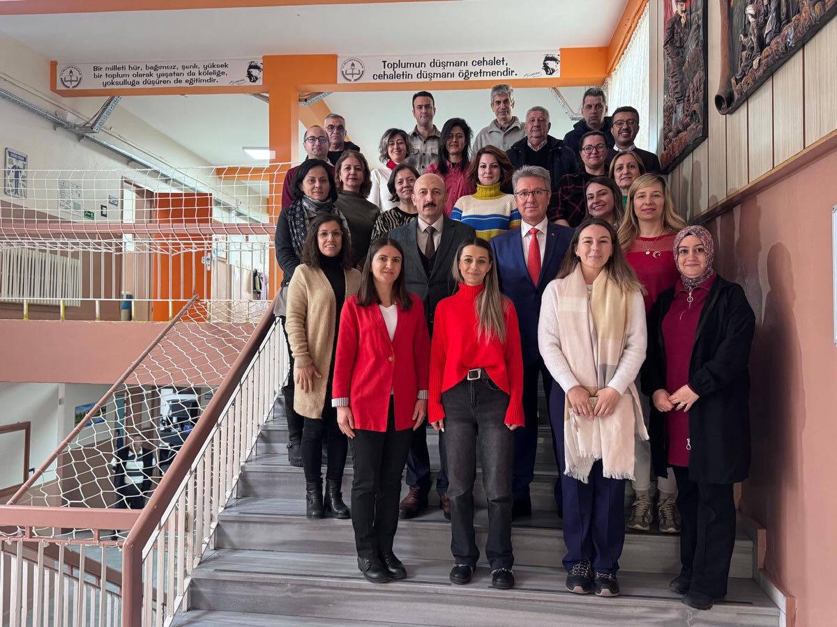 626294934 18085741382141432 3621605129847341412 N