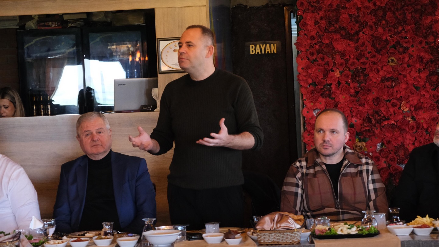 631033642 18555800482020172 740335936754507406 N