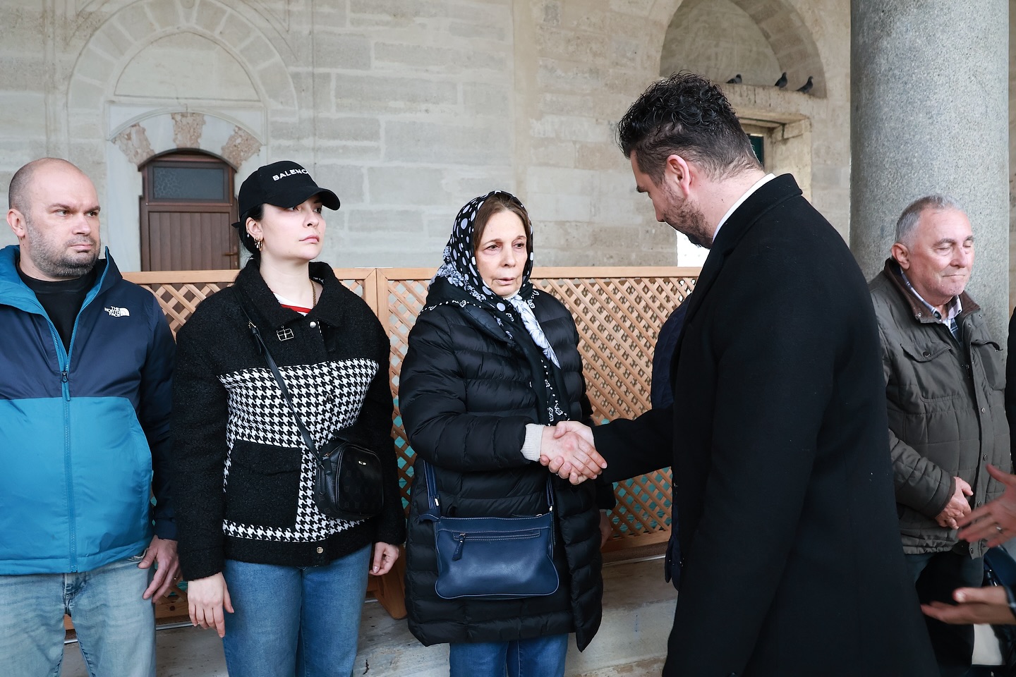 631677113 17948066937109197 6117992627500316347 N